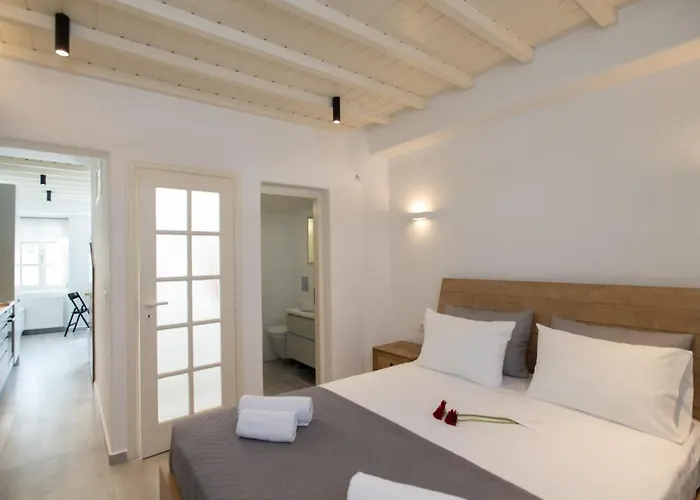 The Mykonos Bougainvillea Townhouse *