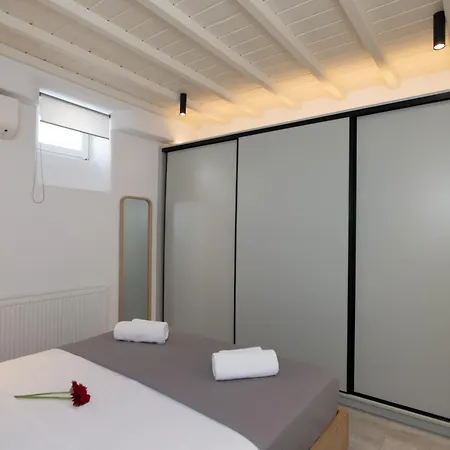 The Mykonos Bougainvillea Townhouse *