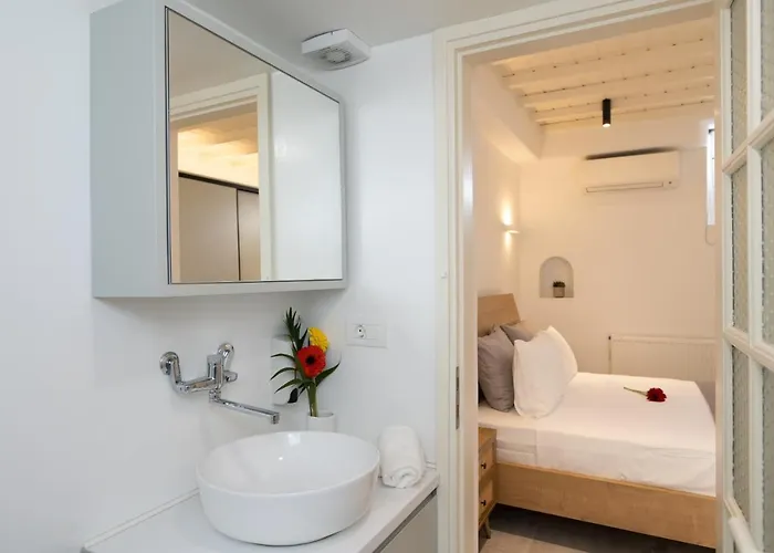 The Mykonos Bougainvillea Townhouse *